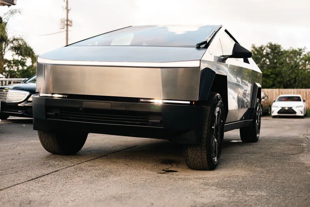 2024 Tesla Cybertruck