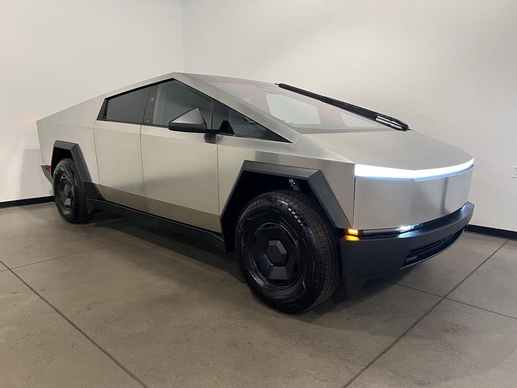2026 Tesla Cybertruck Dual Motor