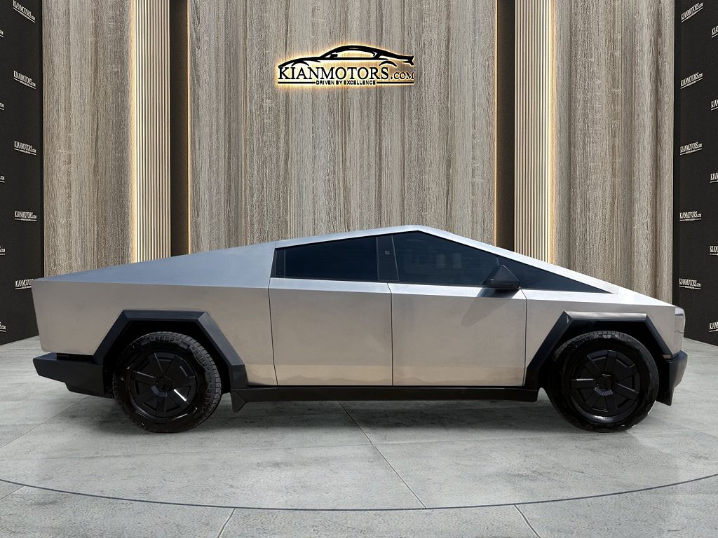 2025 Tesla Cybertruck All-Wheel Drive