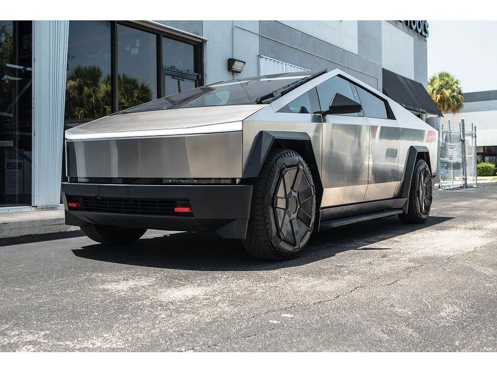 2024 Tesla Cybertruck