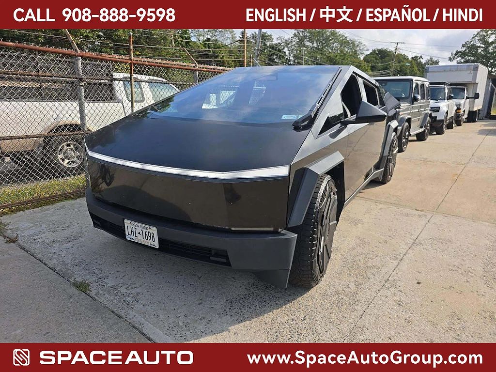 2024 Tesla Cybertruck Foundation Lifetime FSD