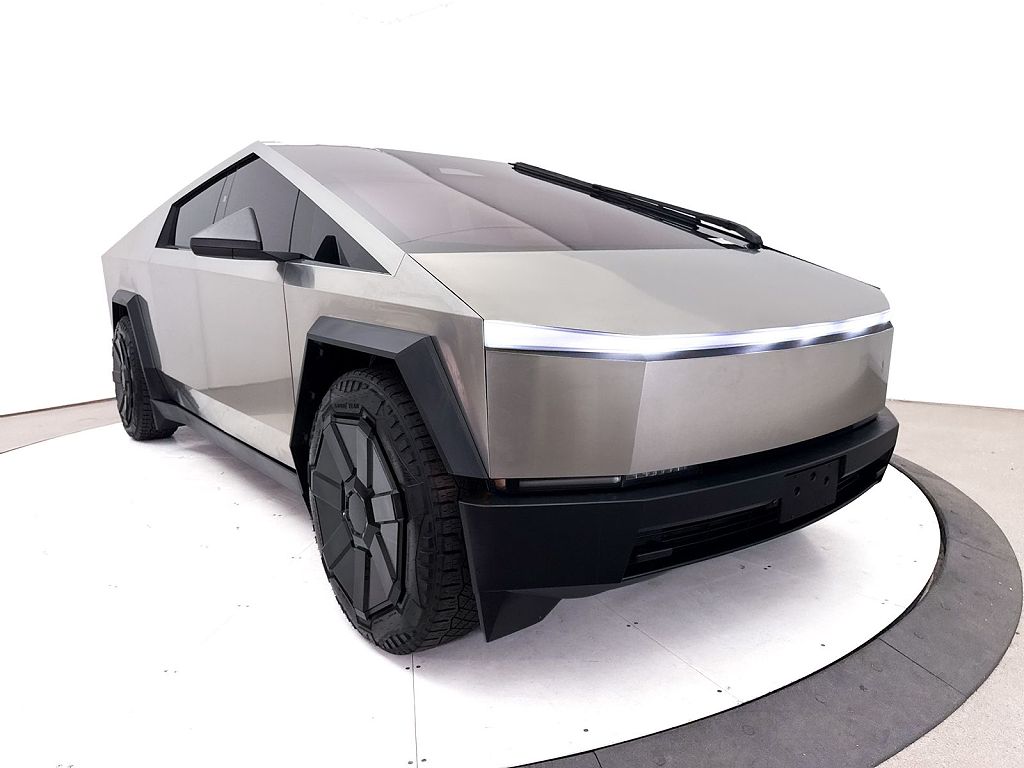 2024 Tesla Cybertruck Cyberbeast