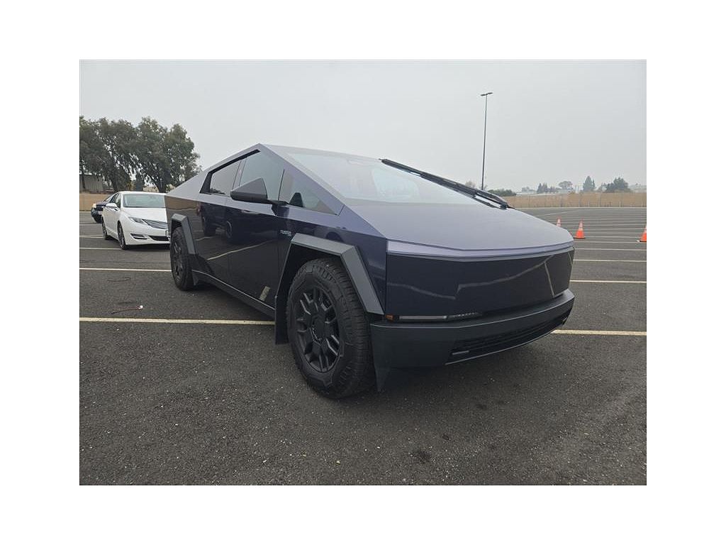 2024 Tesla Cybertruck Cyberbeast