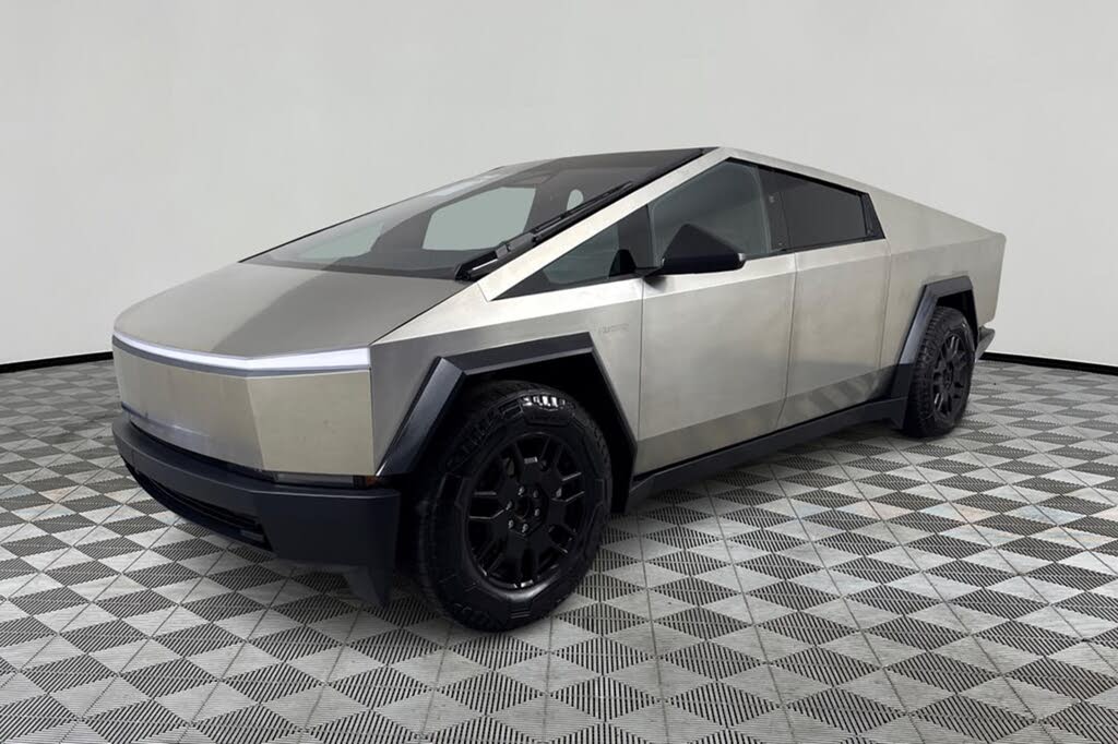 2024 Tesla Cybertruck Cyberbeast