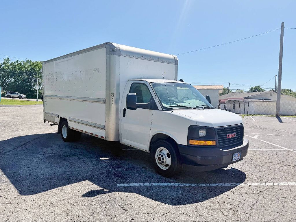 2017 GMC Savana 3500