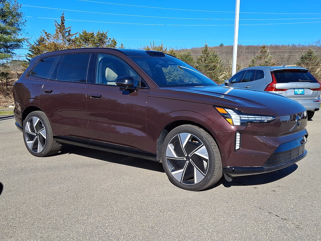 2025 Volvo EX90 Twin Motor Performance Ultra