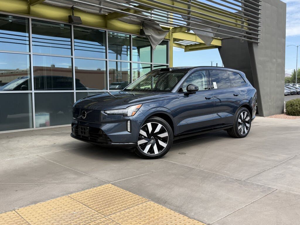 2025 Volvo EX90 Twin Motor Performance Ultra