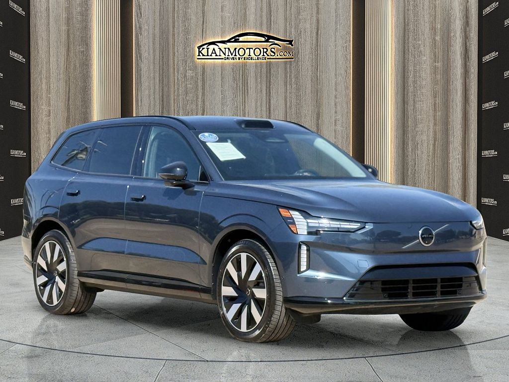 2025 Volvo EX90 Ultra