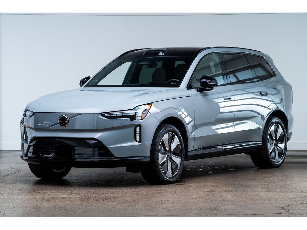 2025 Volvo EX90 Twin Motor Plus