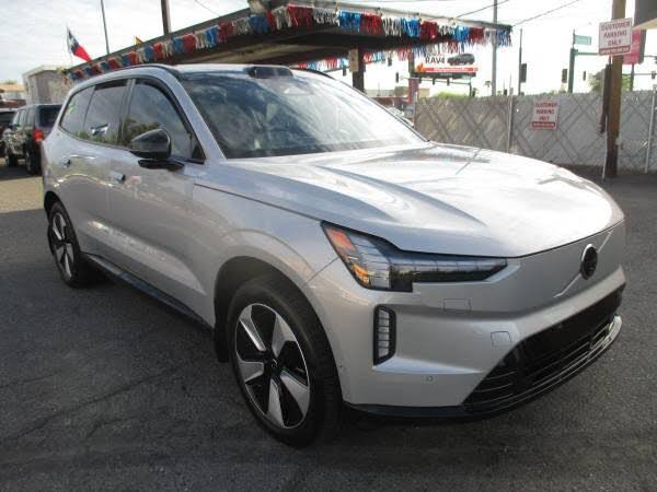 2025 Volvo EX90 Twin Motor Plus