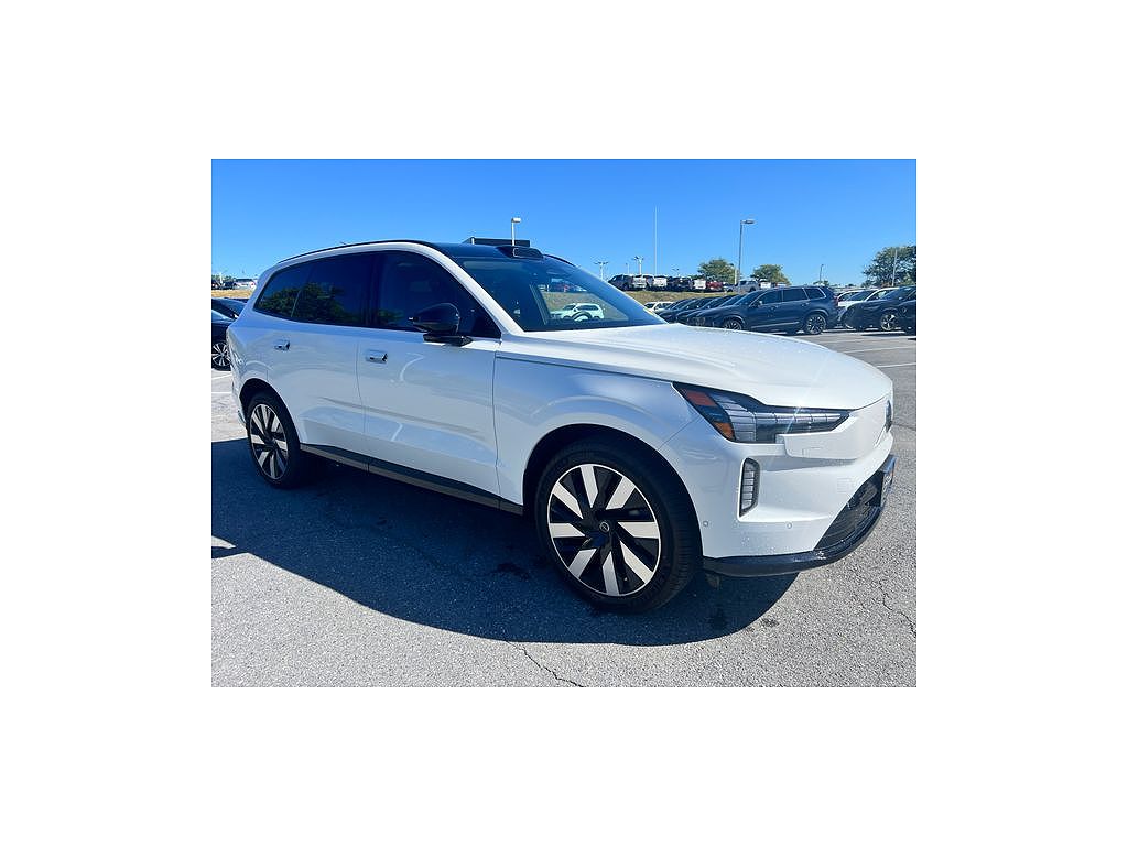 2025 Volvo EX90 Twin Motor Plus 7-Seater
