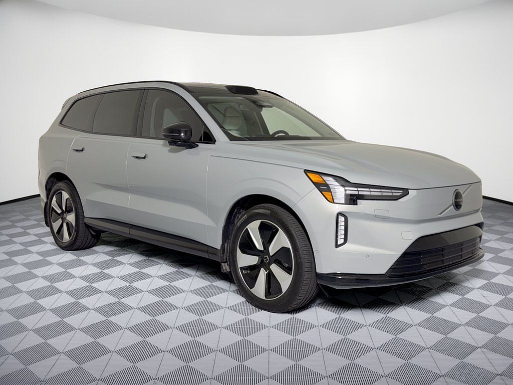 2025 Volvo EX90 Twin Motor Ultra 7-Seater