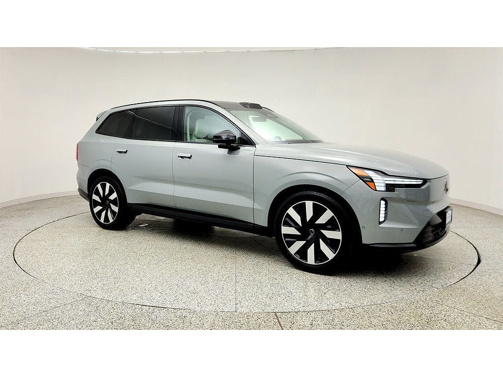 2025 Volvo EX90 Twin Motor Ultra