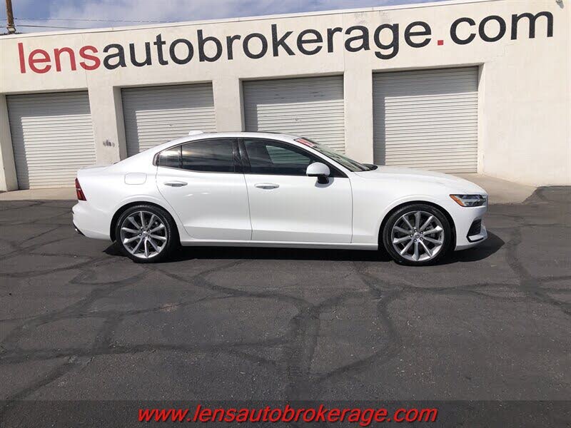 2019 Volvo S60 T5 Momentum