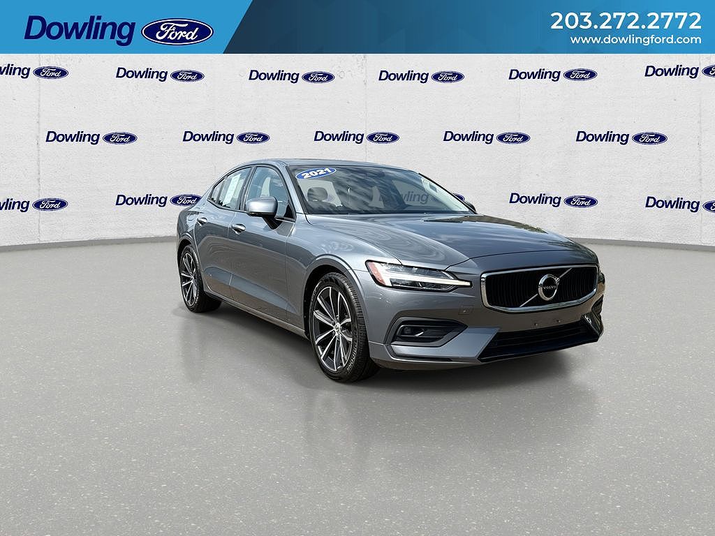 2021 Volvo S60 T5 Momentum