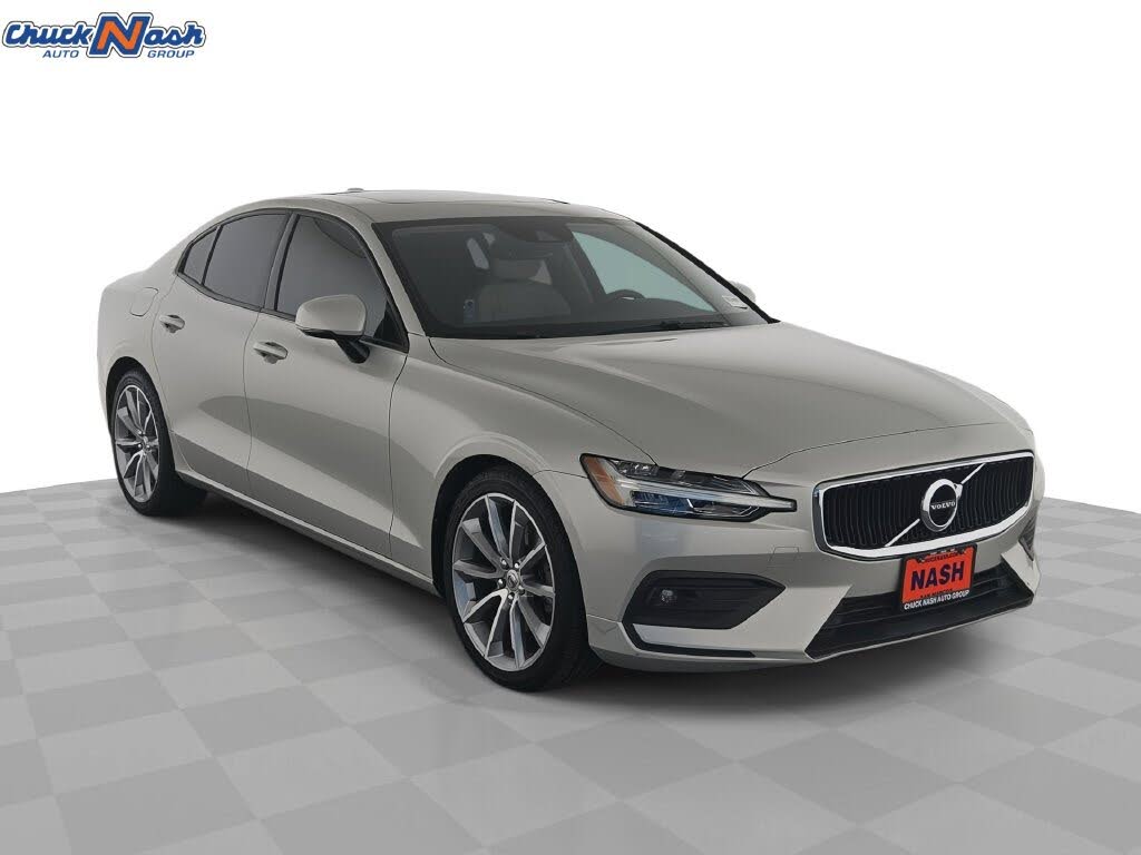 2021 Volvo S60 T5 Momentum