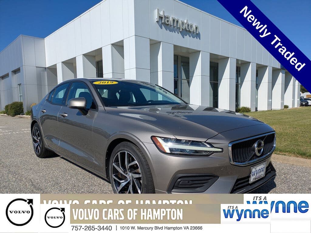 2019 Volvo S60 T6 Momentum
