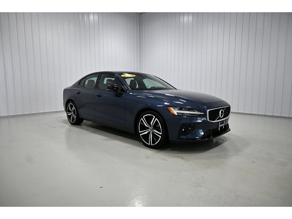 2020 Volvo S60 T6 R-Design