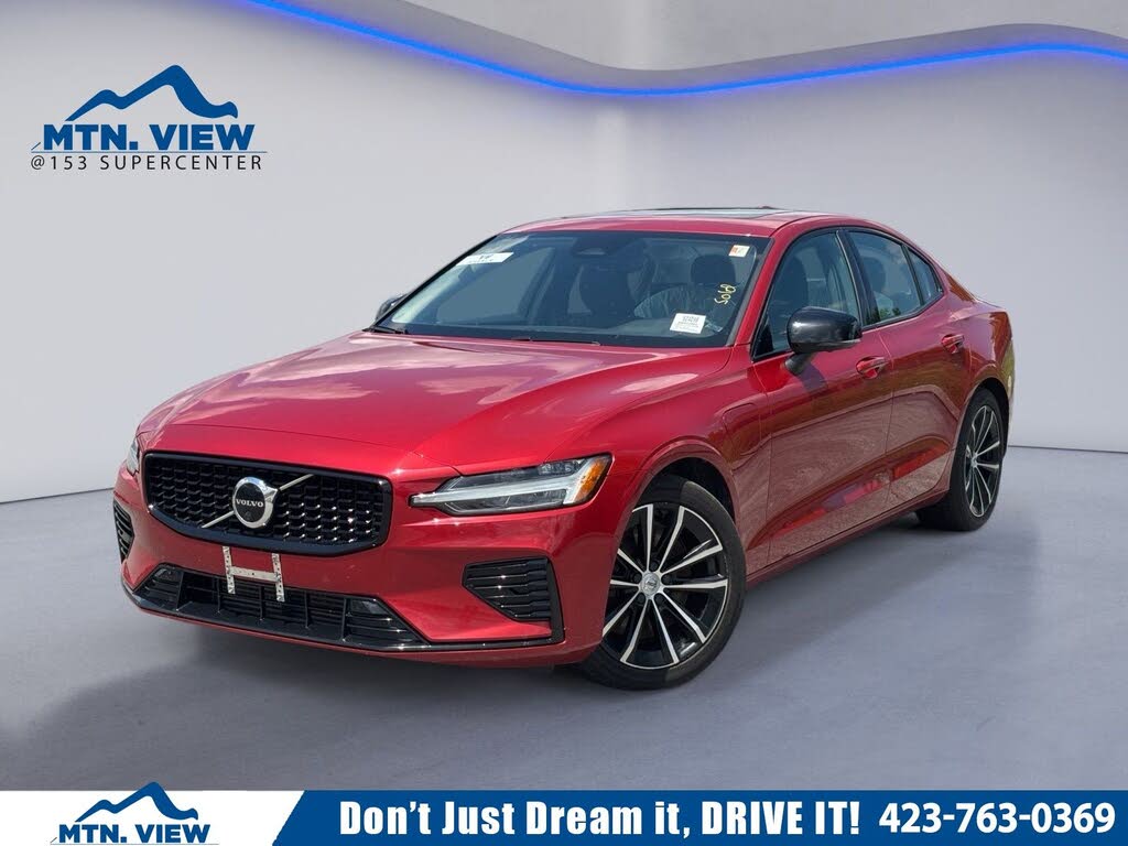 2023 Volvo S60 Recharge T8 Plus Dark