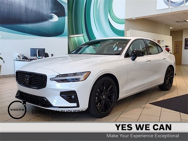 2024 Volvo S60 B5 Plus Black Edition