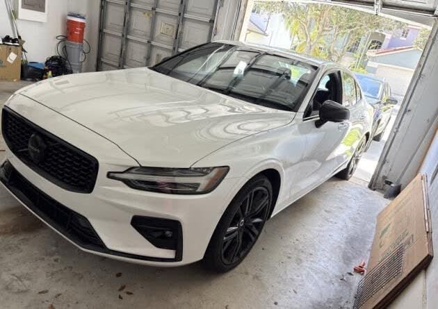 2024 Volvo S60 B5 Plus Black Edition