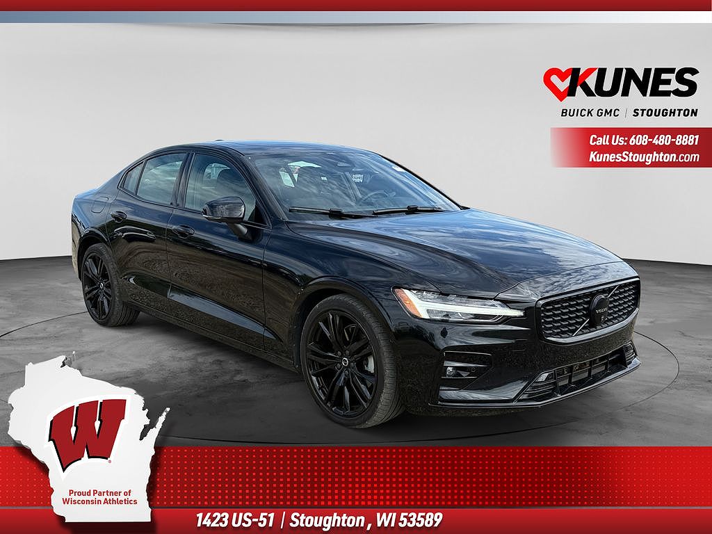 2024 Volvo S60 B5 Plus Black Edition