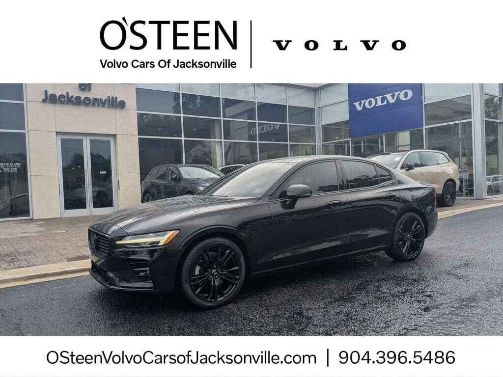 2024 Volvo S60 B5 Plus Black Edition