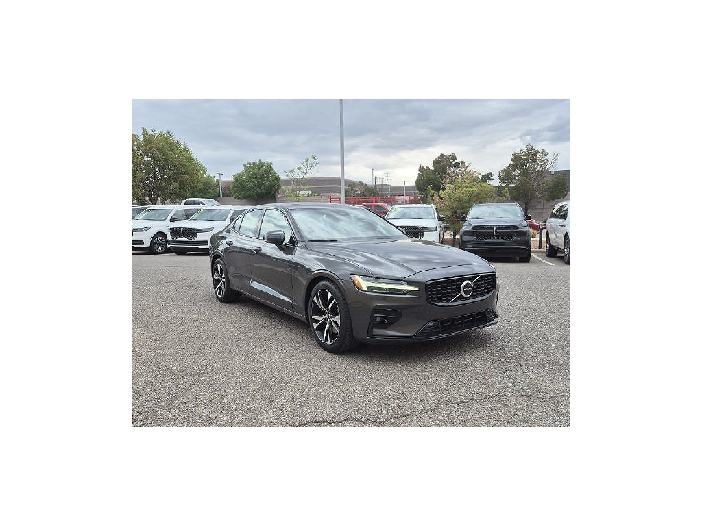 2024 Volvo S60 B5 Core