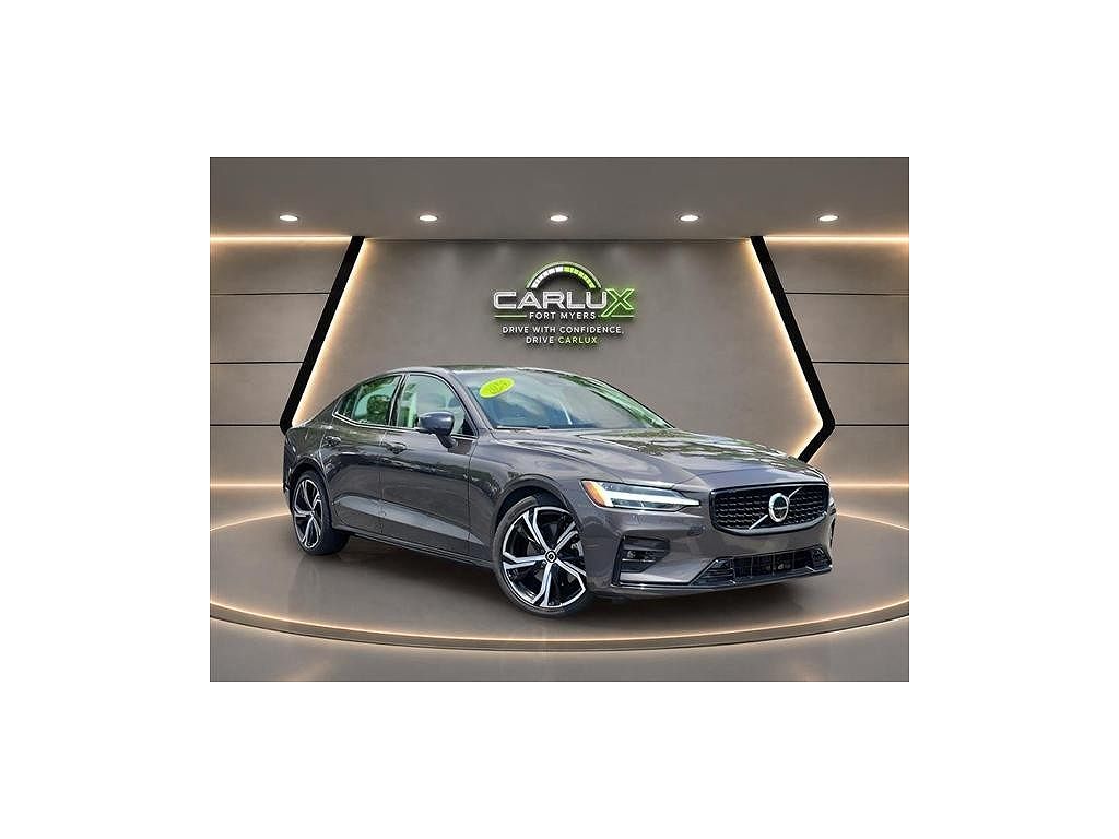 2024 Volvo S60 B5 Plus