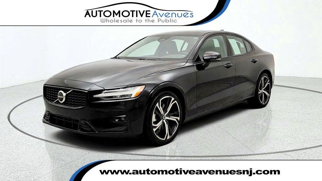 2025 Volvo S60 B5 Plus