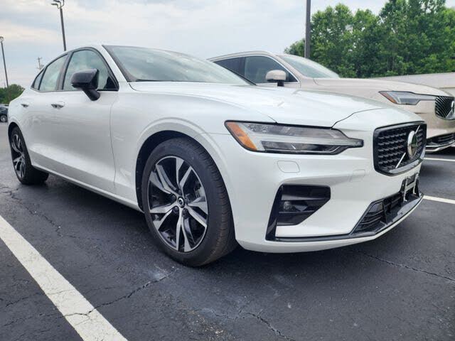 2025 Volvo S60 B5 Core