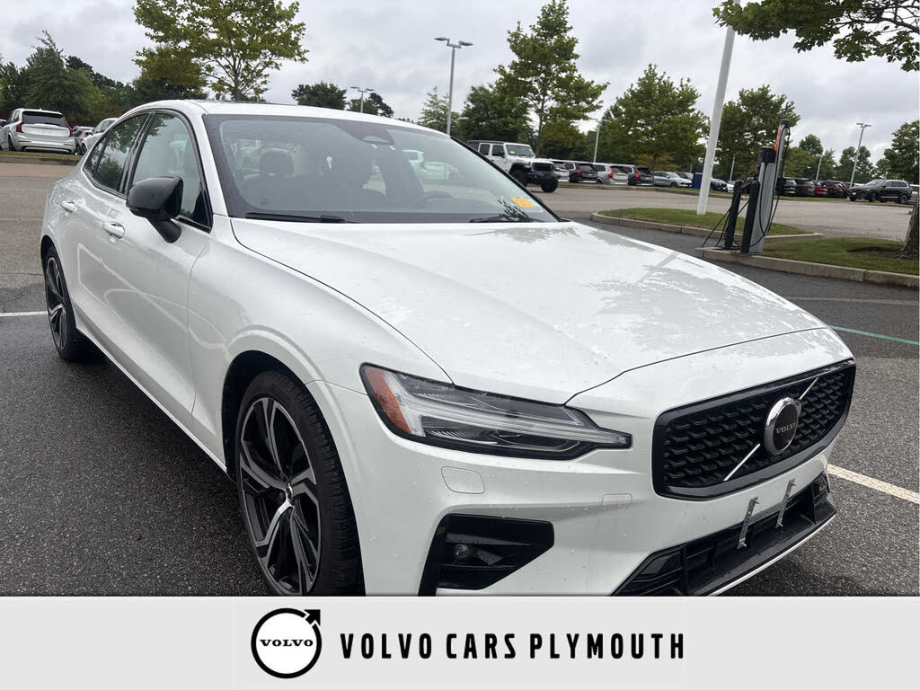 2024 Volvo S60 B5 Core Dark