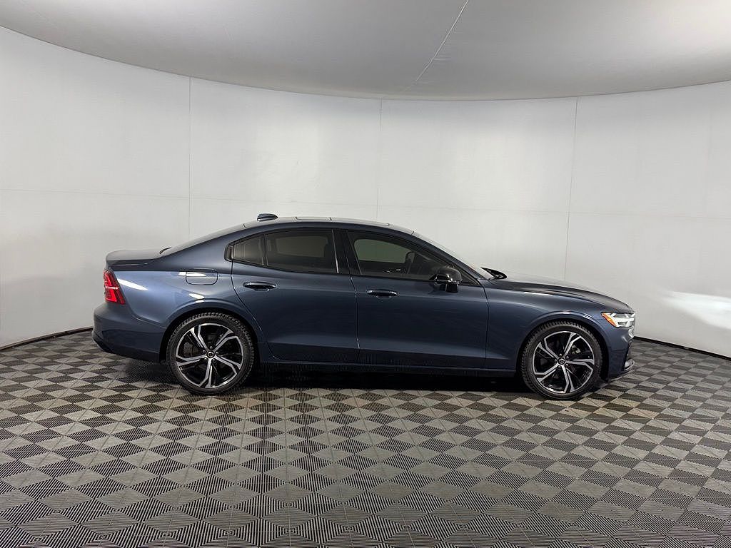2024 Volvo S60 B5 Core