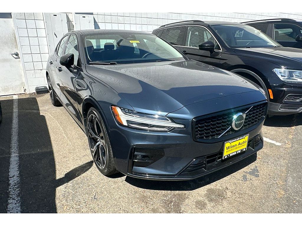 2024 Volvo S60 B5 Core