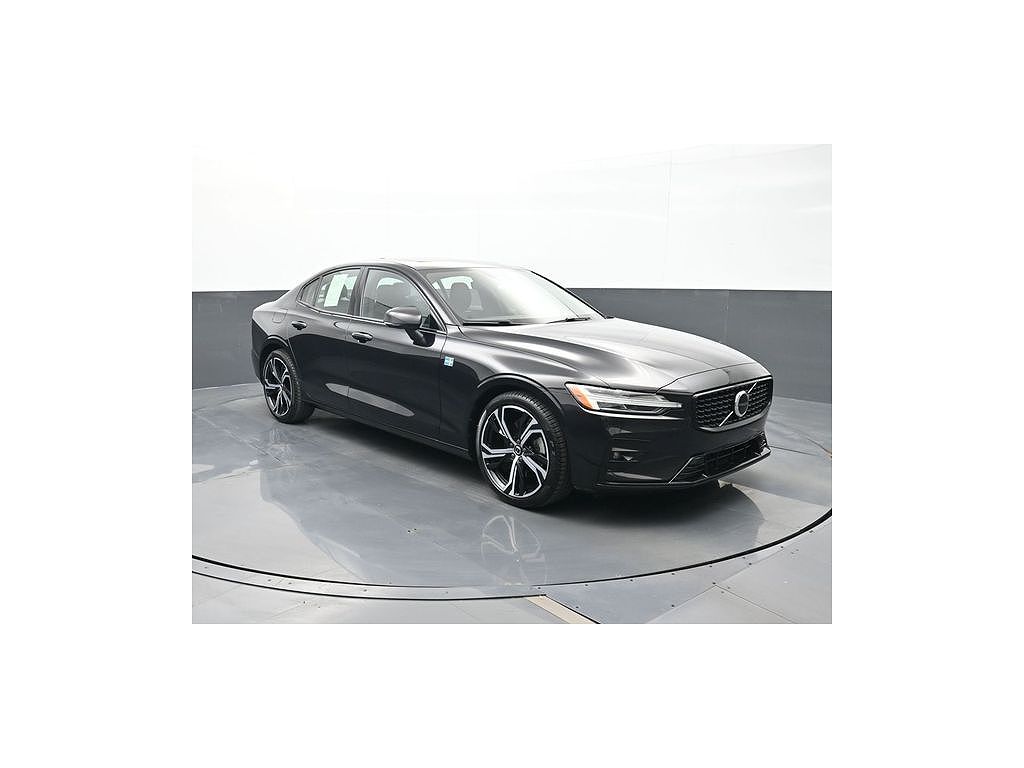 2024 Volvo S60 B5 Core Dark