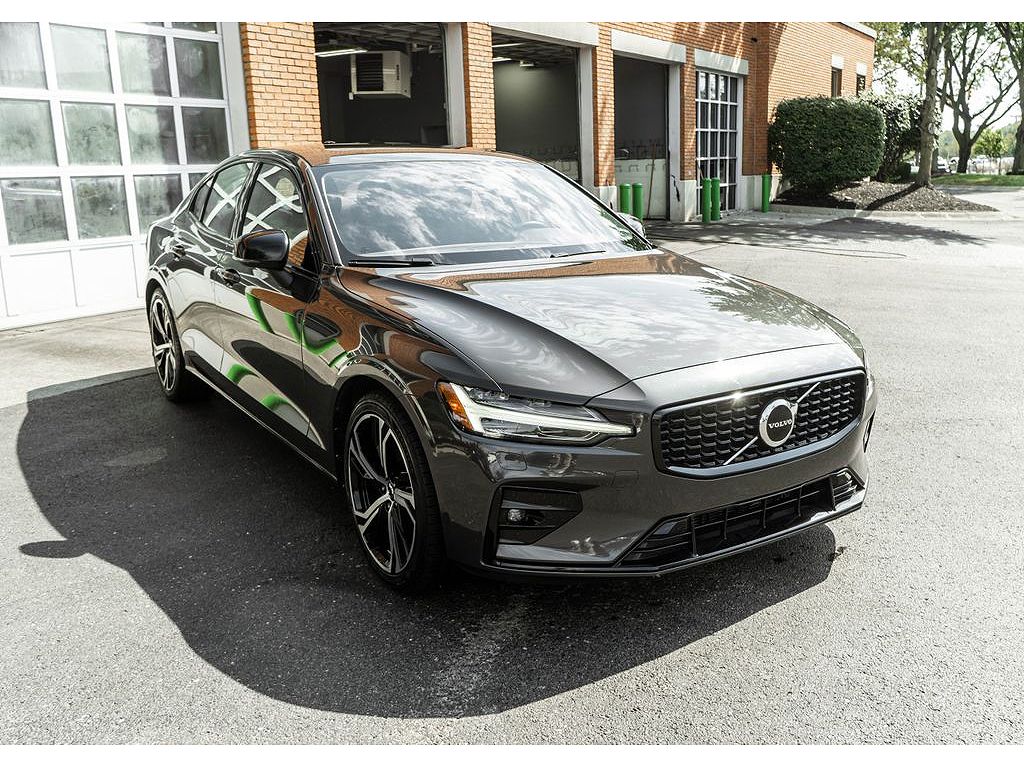 2024 Volvo S60 B5 Core