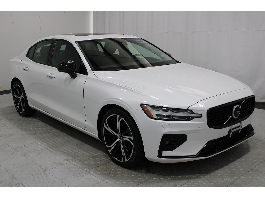 2024 Volvo S60 B5 Core