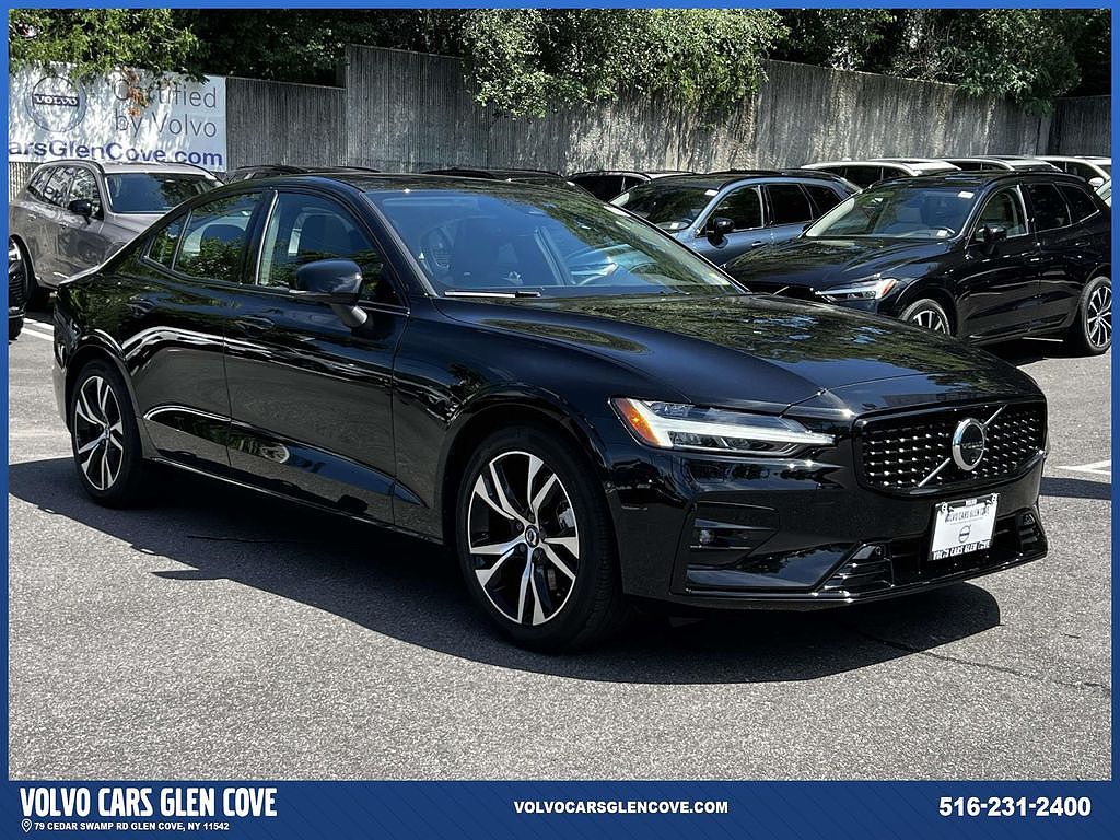 2024 Volvo S60 B5 Plus