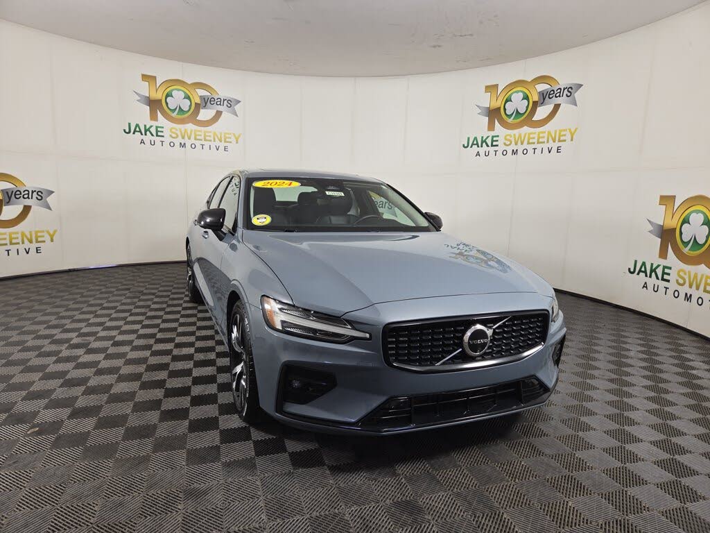 2024 Volvo S60 B5 Plus