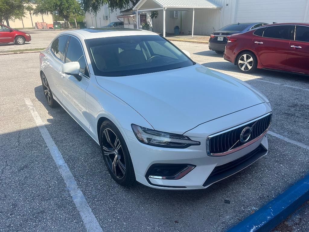 2022 Volvo S60 B5 Inscription