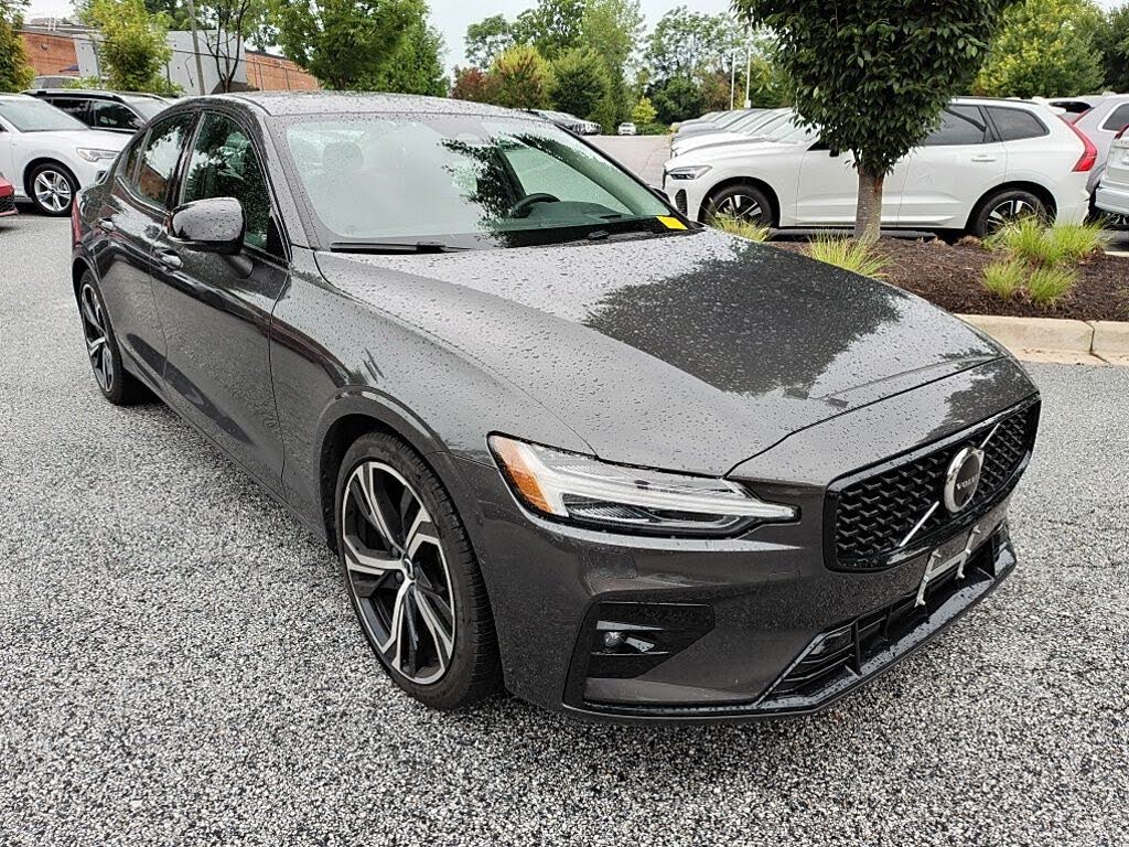 2024 Volvo S60 B5 Ultimate