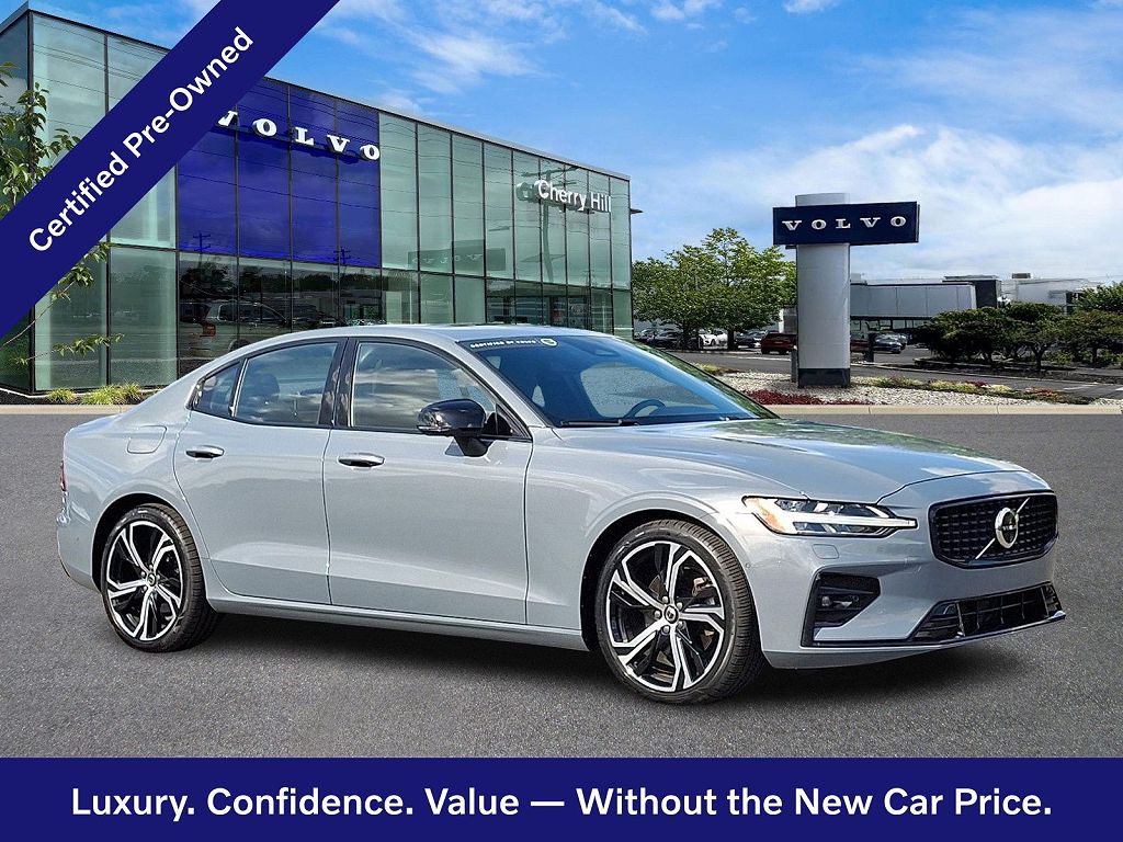 2024 Volvo S60 Ultimate