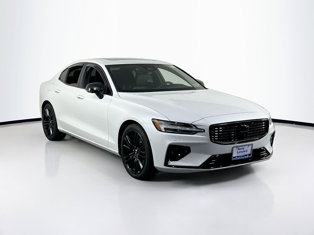 2023 Volvo S60 B5 Plus Black Edition
