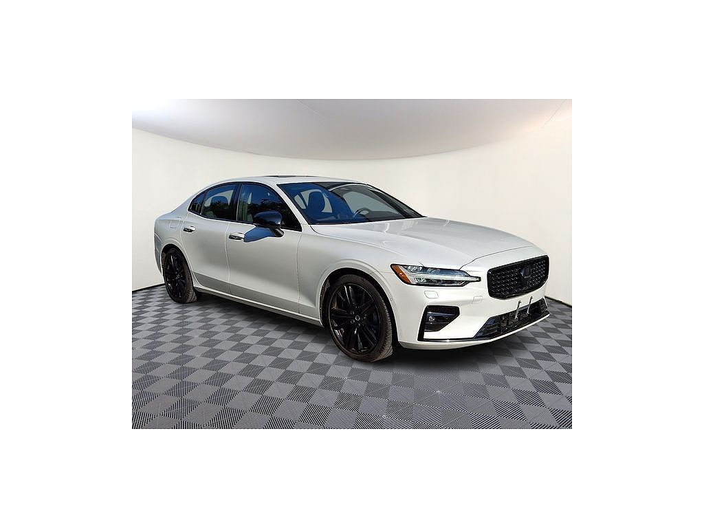 2023 Volvo S60 Ultimate Black Edition