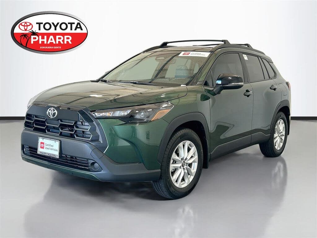 2026 Toyota Corolla Cross LE