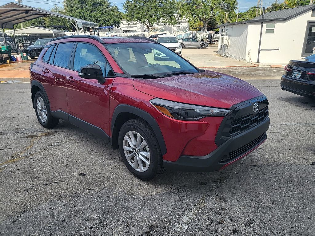 2026 Toyota Corolla Cross LE