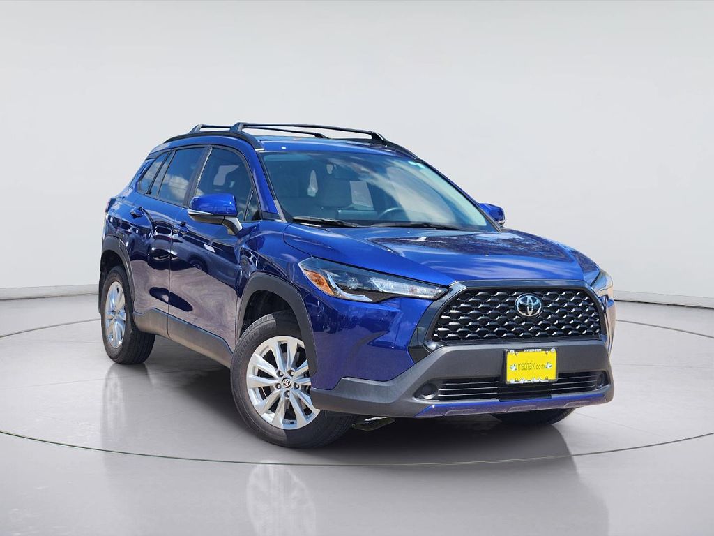 2022 Toyota Corolla Cross LE