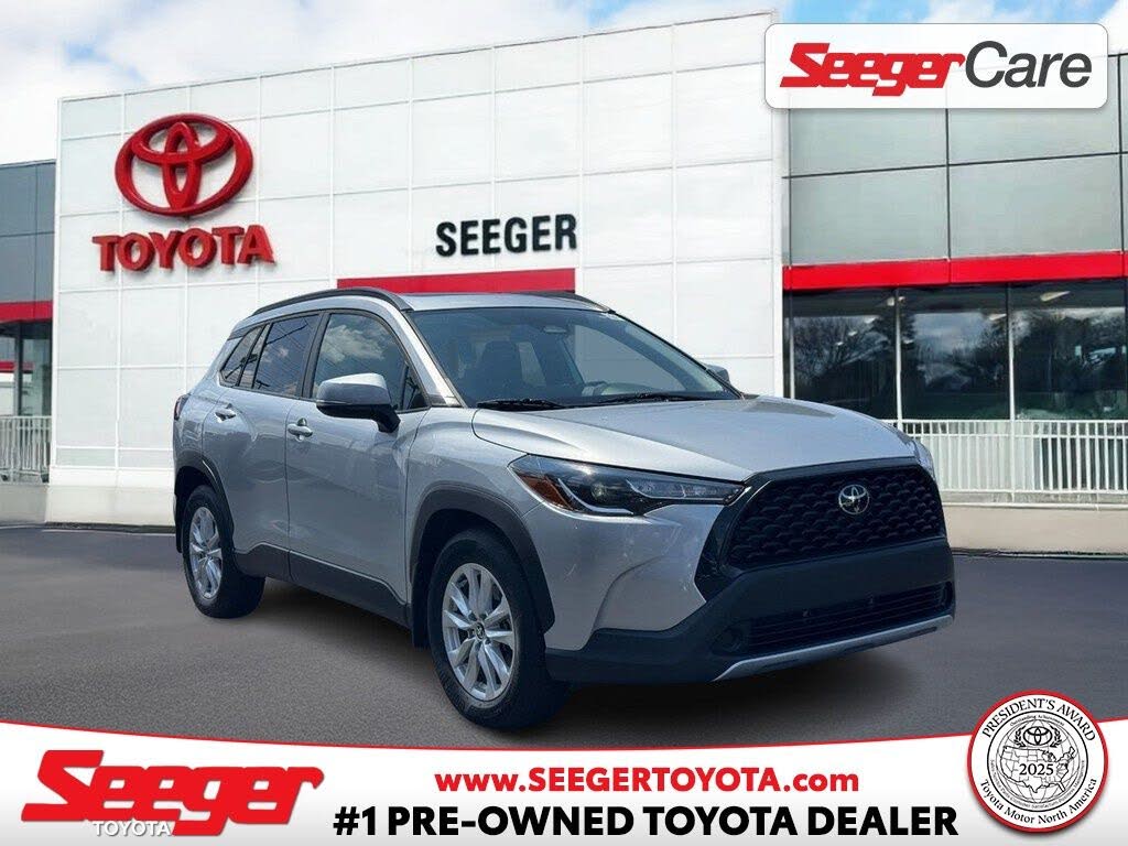 2023 Toyota Corolla Cross LE
