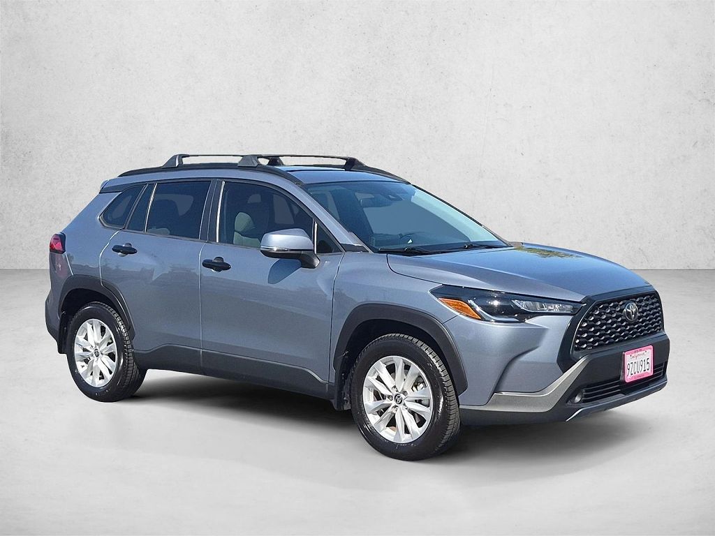 2022 Toyota Corolla Cross LE