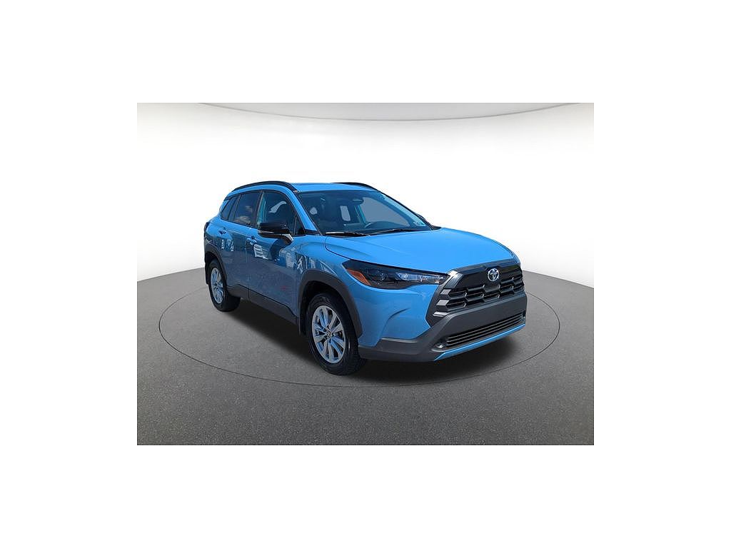 2026 Toyota Corolla Cross LE